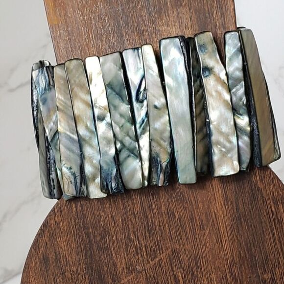 ABALONE SHELL Large Dramatic Stretch Bracelet Cuff - Picture 2 of 6